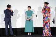 左から寺田心、鈴木梨央、仲里依紗。