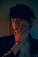 古川雄輝の写真集「Λ（ラムダ）」より。