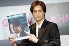 「仮面ライダーギーツ」簡秀吉が自身初のカレンダー発売、自己採点は「測定不能」