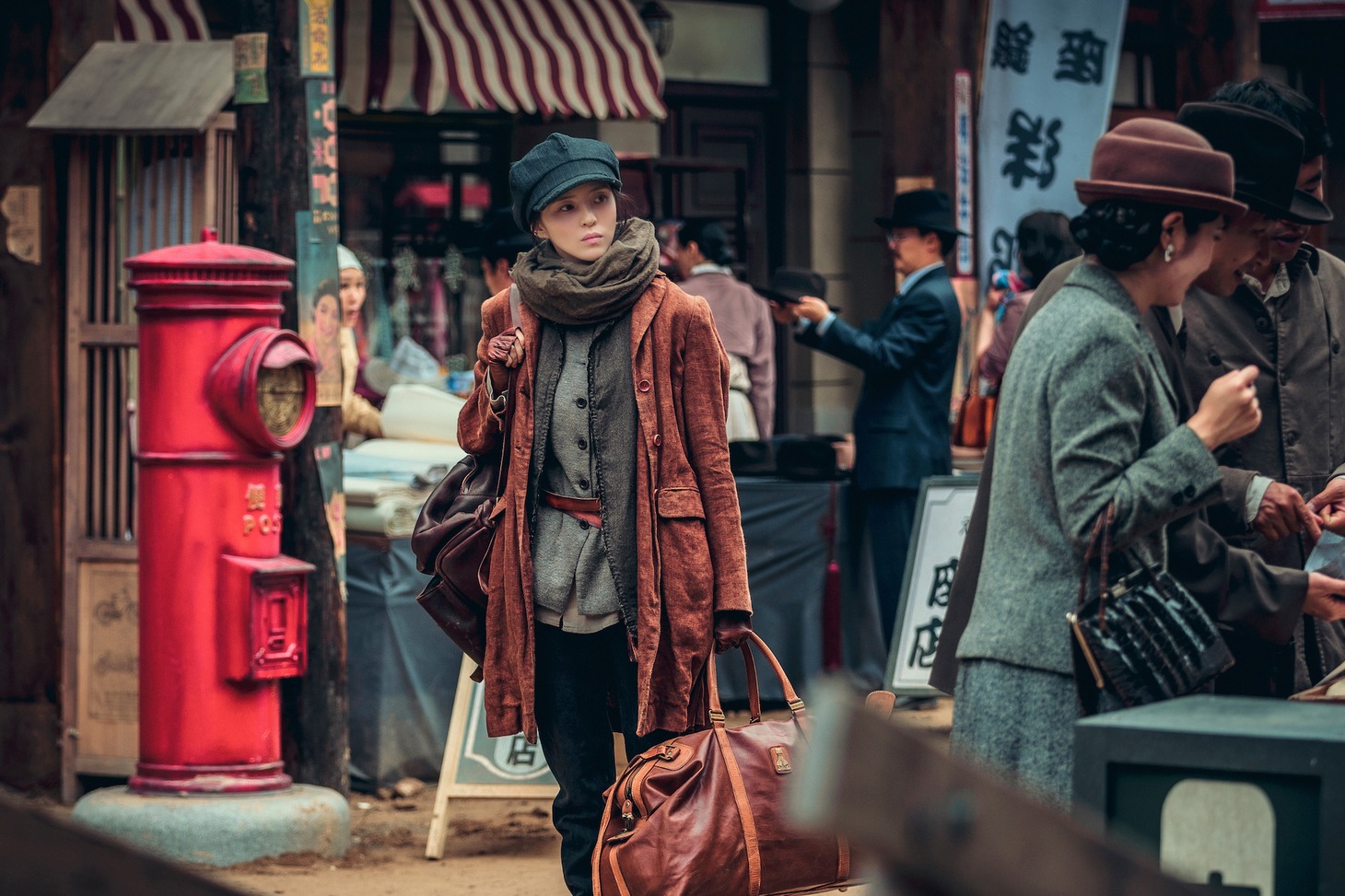 「京城クリーチャー」場面写真