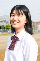 チヅル役の清田みくり。