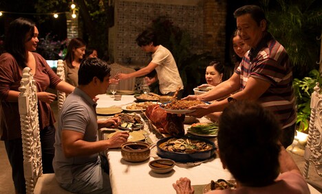 「FEAST-狂宴-」場面写真