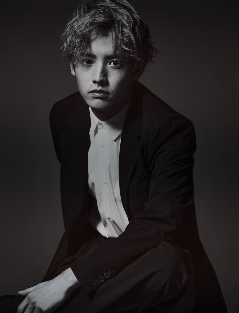 赤楚衛二 インタビュー＆フォトブック「E」書影