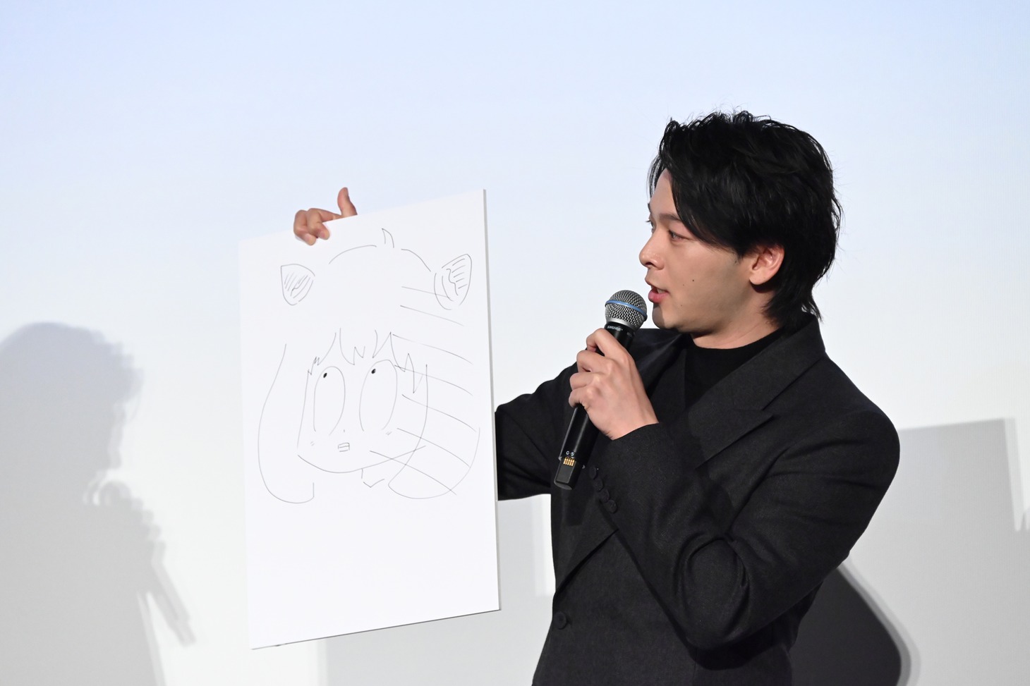 中村倫也