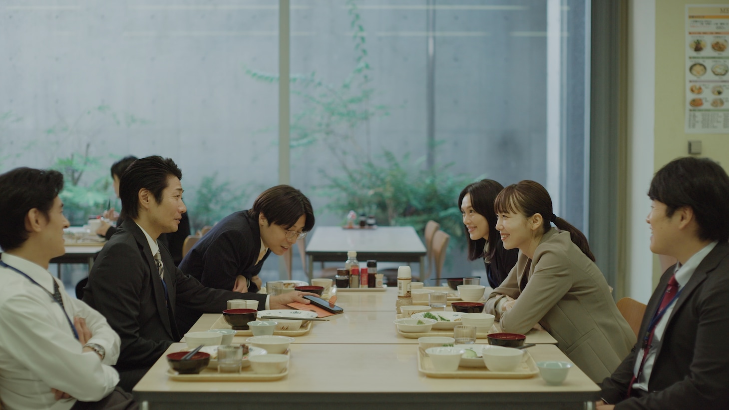 「あれからどうした」第1話「虚実の社員食堂」場面写真