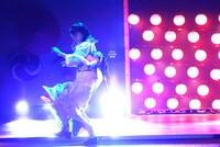 「レディ加賀」新場面写真