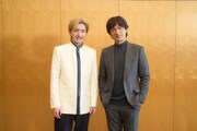 左から道枝駿佑、江口洋介。