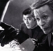 「殺人狂時代」より。