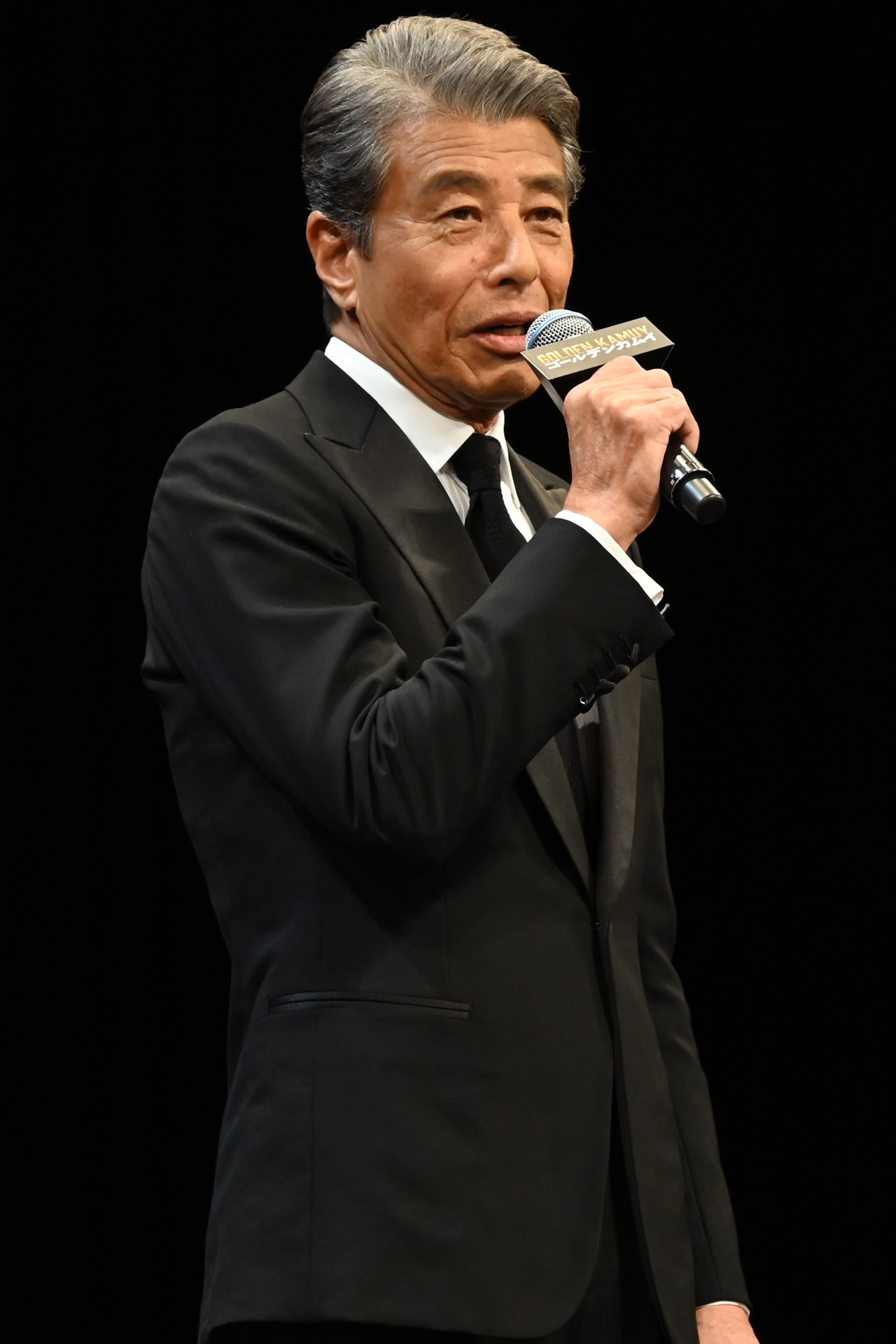 舘ひろし
