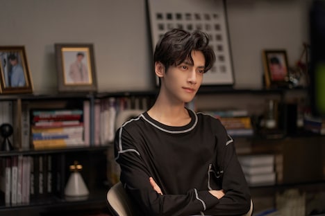 中国ドラマ「ライト・チェイサー ～必ずキミを救い出す～」より、レオ・ロー（羅雲熙）演じるルオ・ベン。