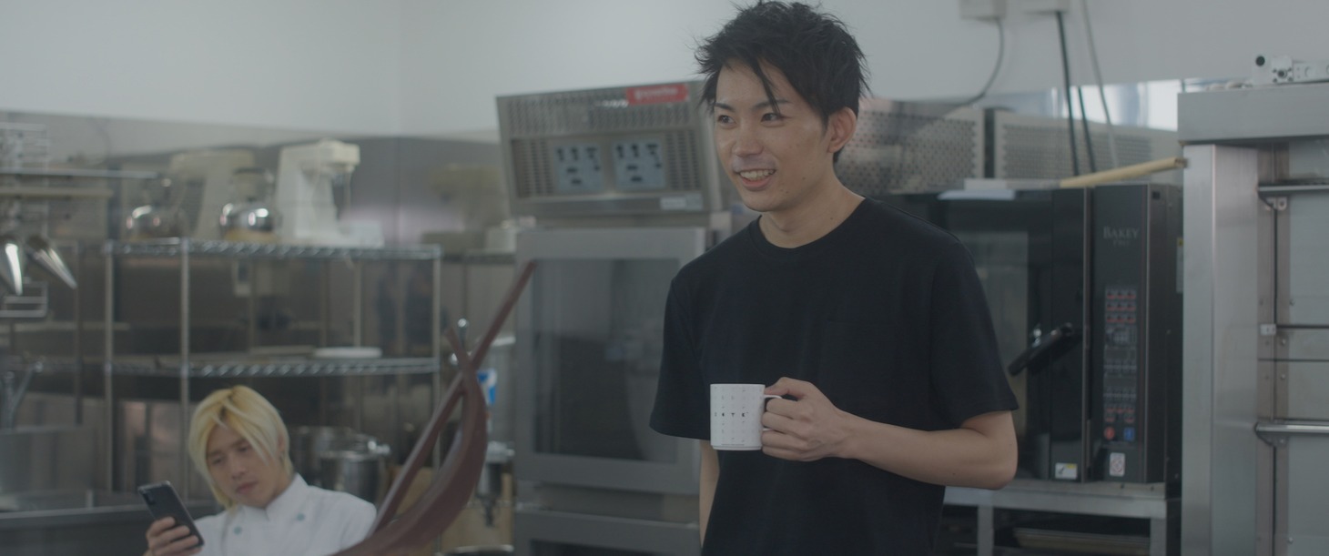 映画「鈍色ショコラヴィレ ビエンナーレ」場面写真