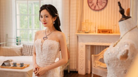 中国ドラマ「マリアージュ・ブラン～嘘つき弁護士の愛の法則～」より、ヤン・ミー演じる秦施。