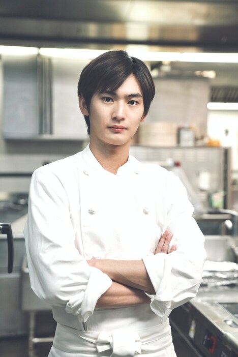 赤西颯太役の押田岳。