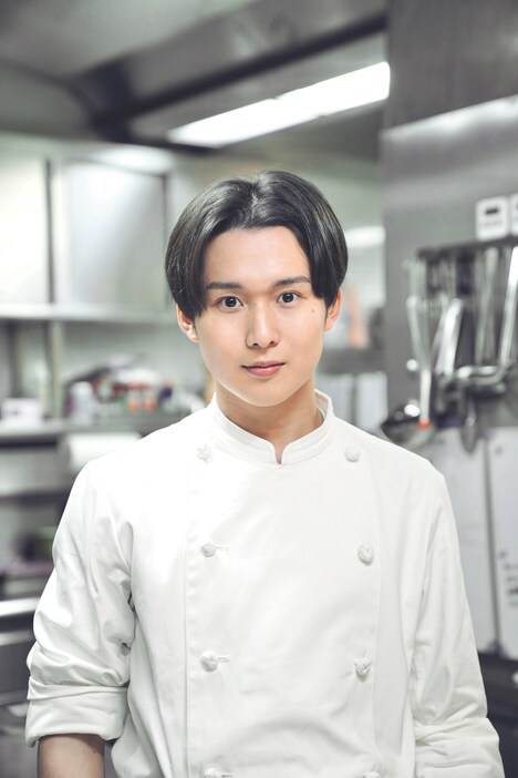 倉持光役の田村心。