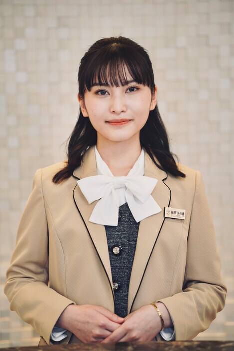 藤原沙也香役の福岡聖菜。