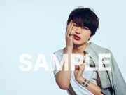 「板垣瑞生カレンダー2024.4-2025.3」MAILIVIS購入特典のフォトカードイメージ。