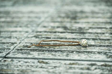 「サイレントラブ」より、ガムランボール。