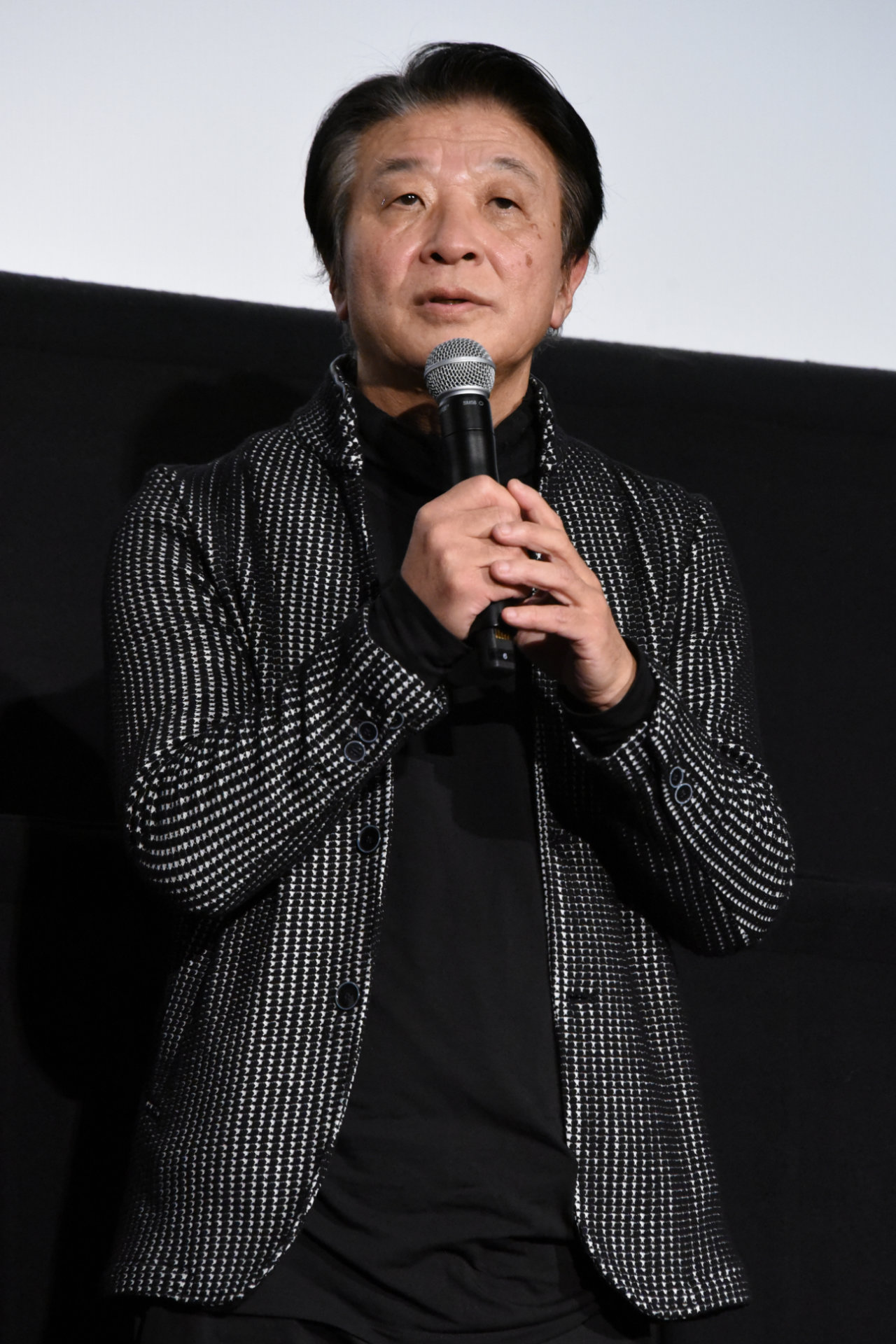 雑賀俊朗