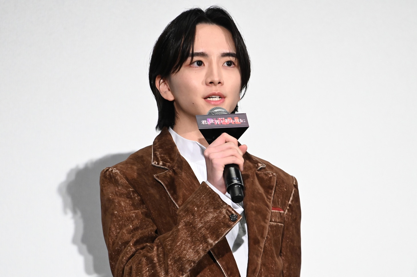 板垣李光人