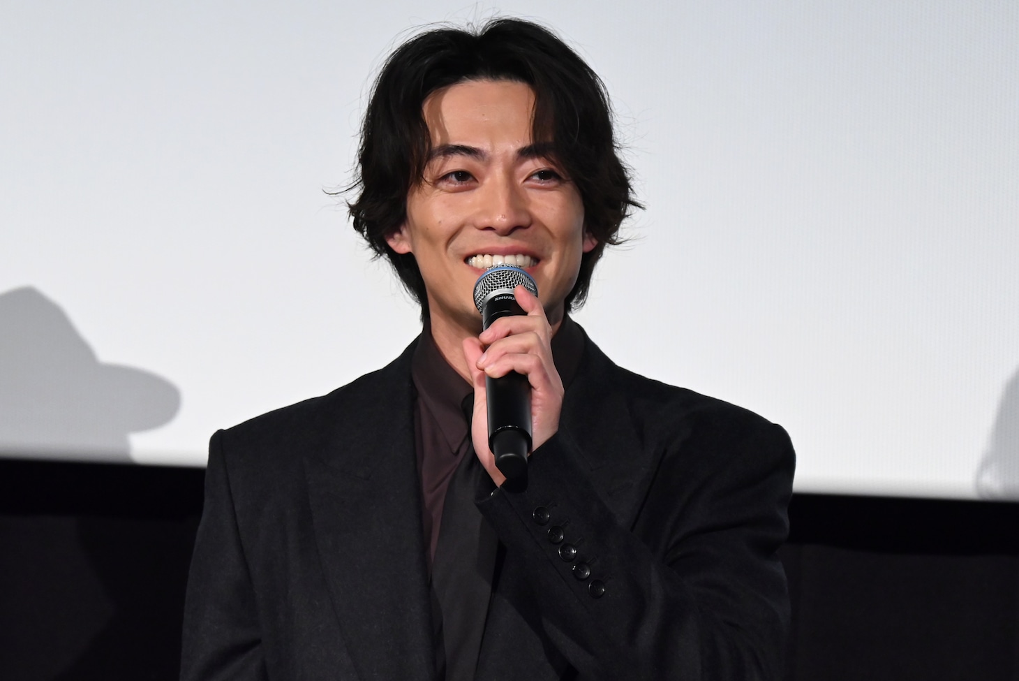 大東駿介