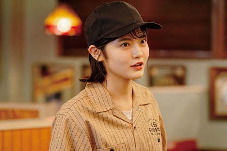 「このハンバーガー、ピクルス忘れてる。」場面写真