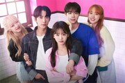 左よりジウォン（cignature）、ゴンチャン（B1A4）、キム・シギョン、アン・セミン、セイ（Weki Meki）。
