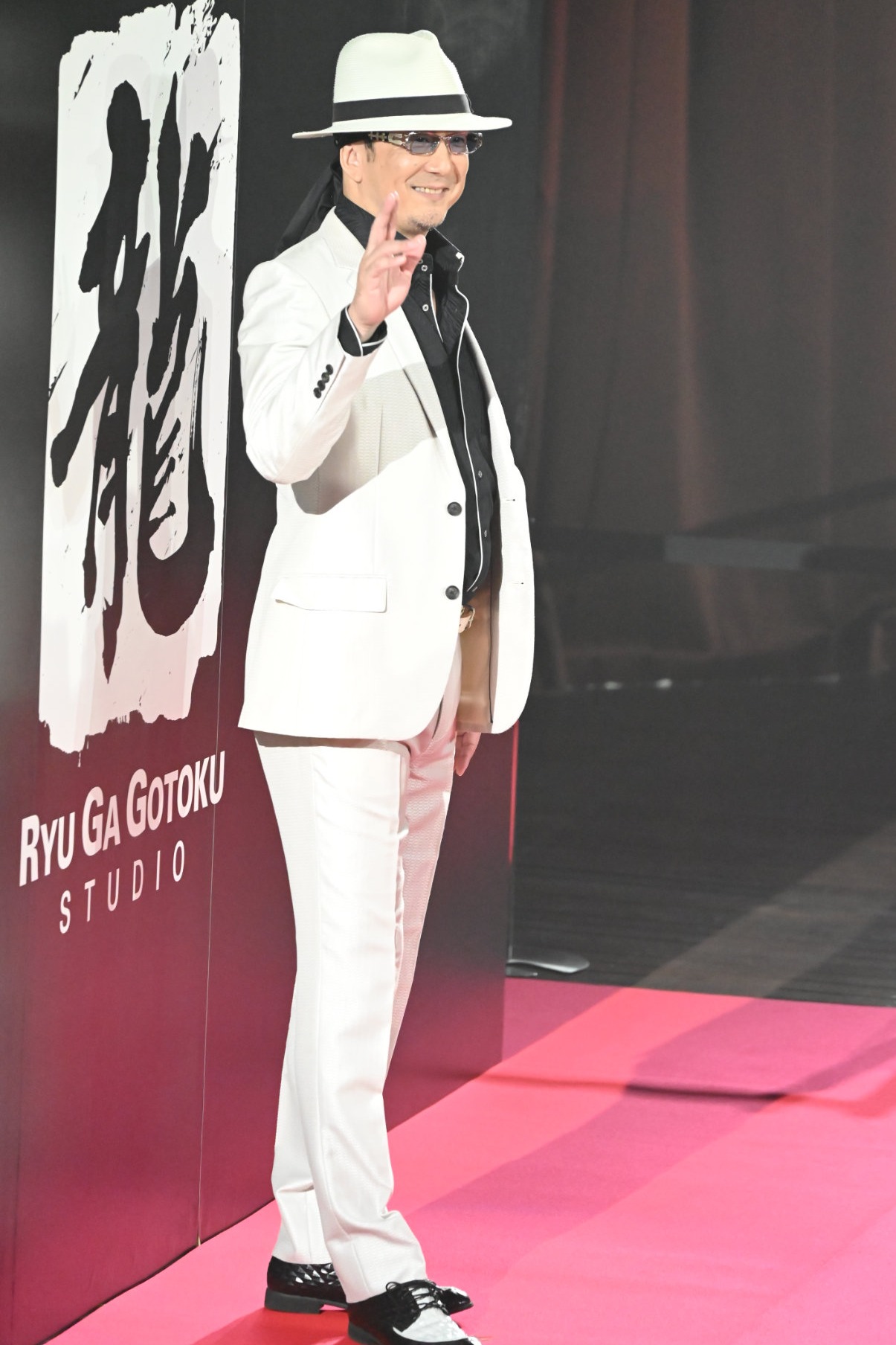黒田崇矢