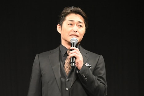 安田顕