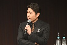 安田顕