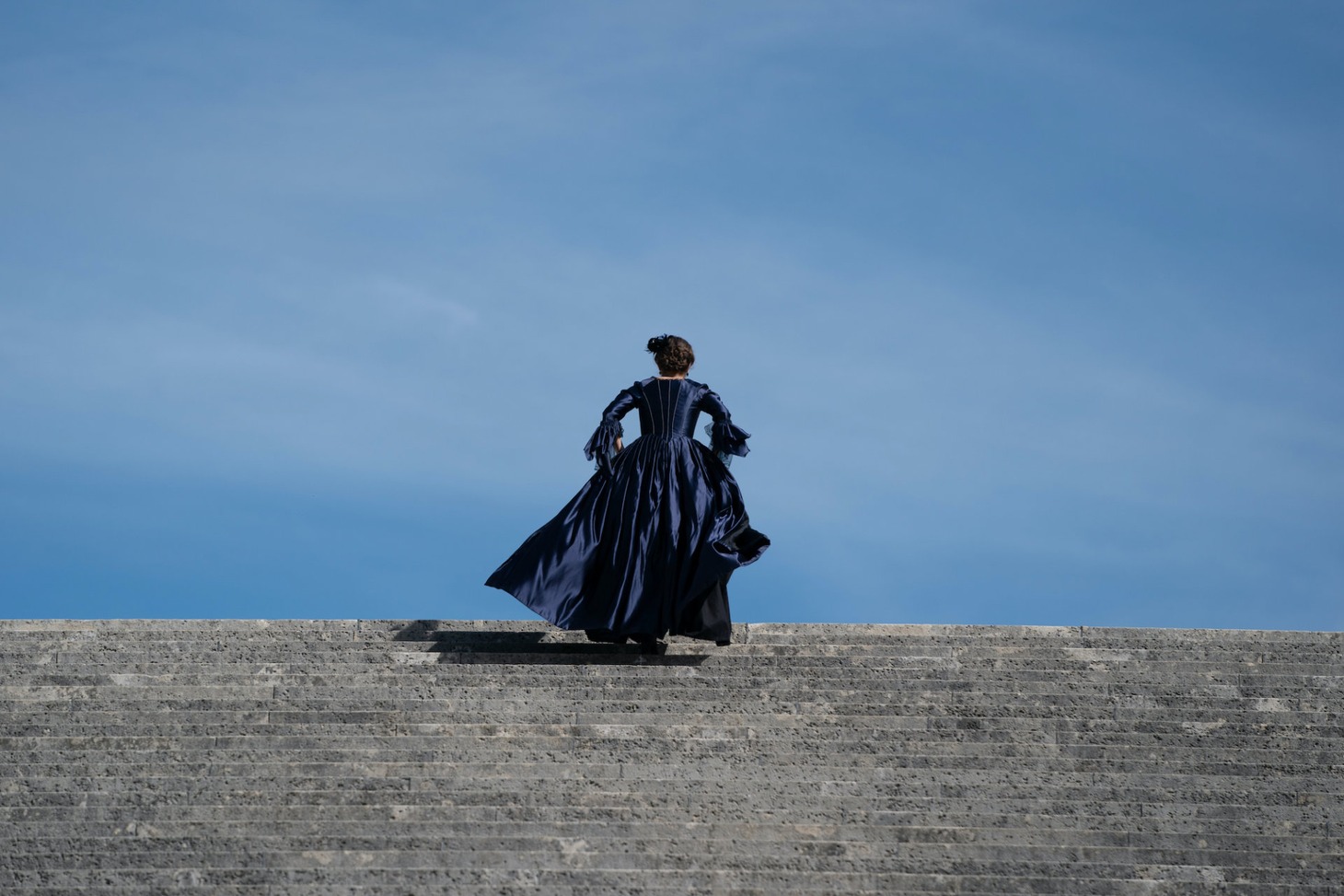 「ジャンヌ・デュ・バリー 国王最期の愛人」新場面写真 (c) Stéphanie Branchu - Why Not Productions