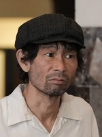 小田島大役の水澤紳吾。