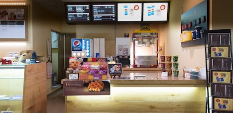 チネ・ラヴィータ劇場内