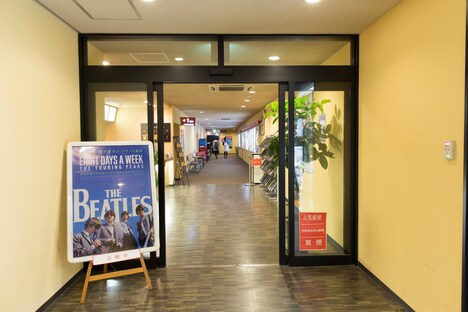 チネ・ラヴィータ劇場内