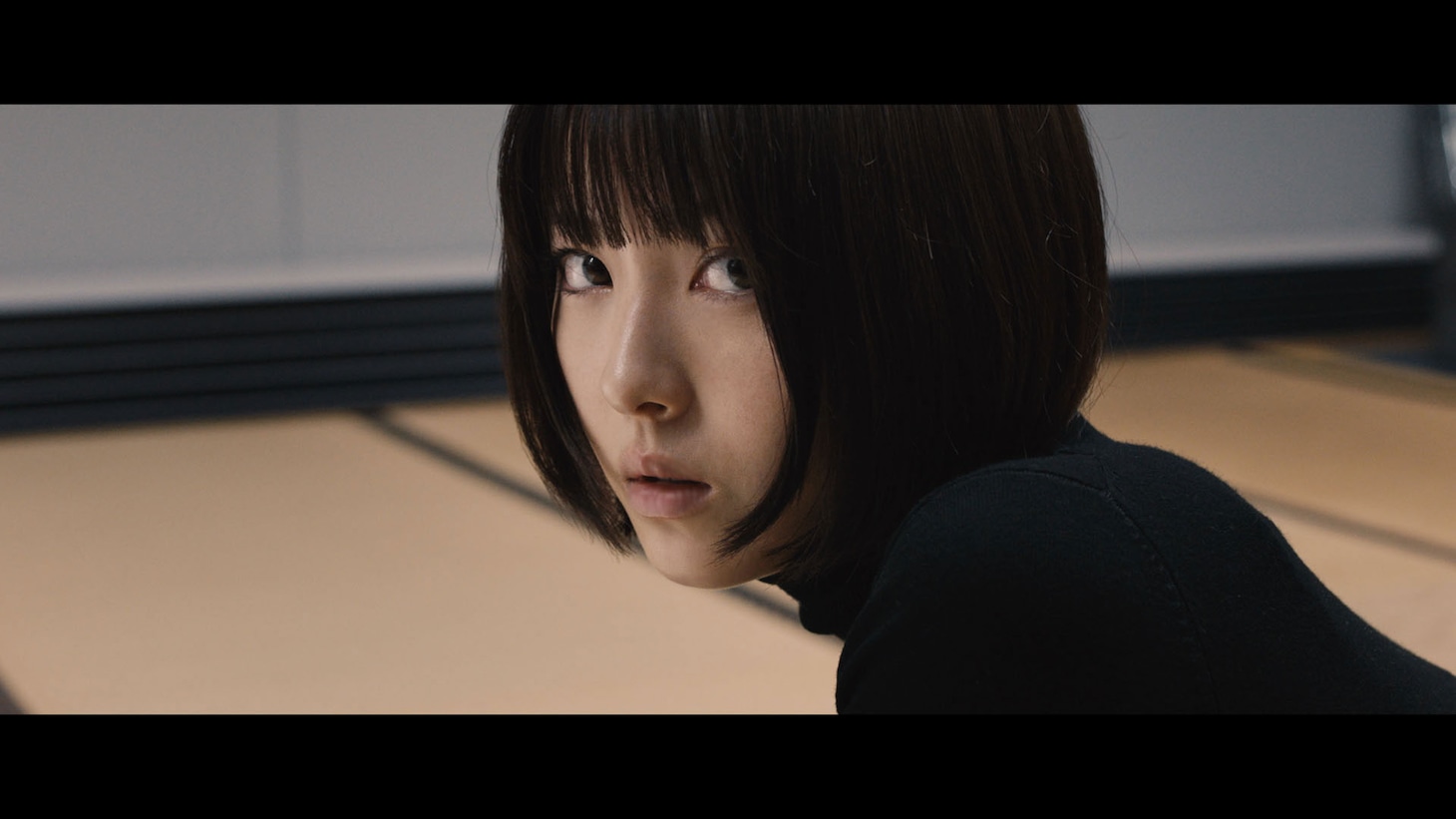 「シン・仮面ライダー」より、浜辺美波。(c)石森プロ・東映/2023「シン・仮面ライダー」製作委員会
