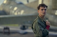 「マスターズ・オブ・ザ・エアー」場面写真