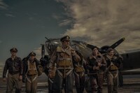 「マスターズ・オブ・ザ・エアー」場面写真