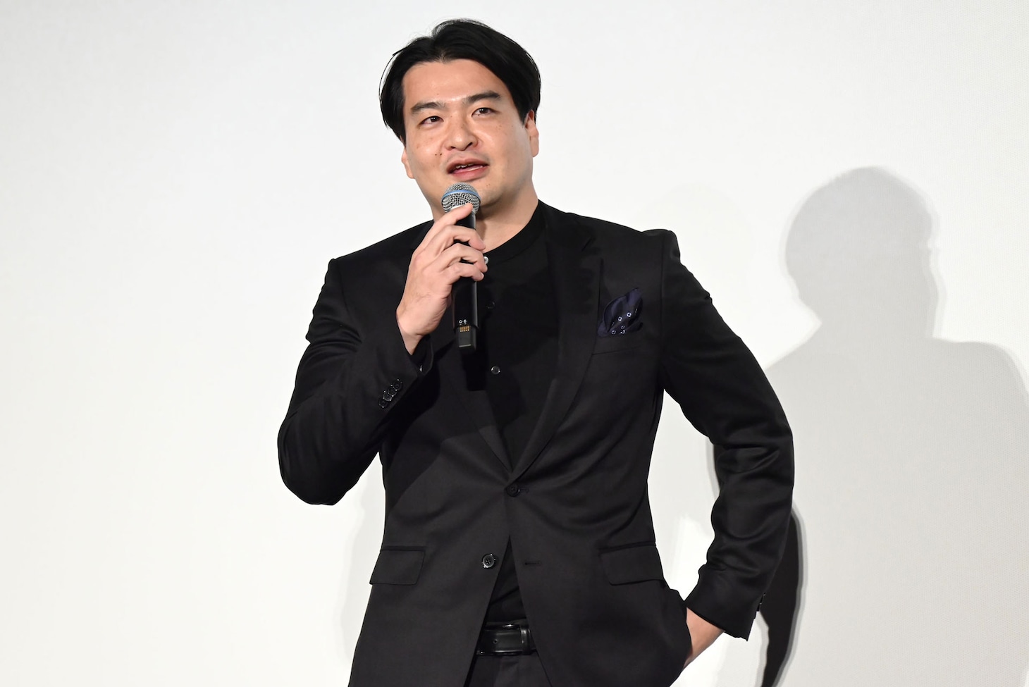 菅原伸太郎