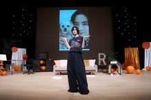 板垣李光人のファンミーティングイベント「第3回PLM総会 supported by ポッカサッポロ 北海道コーン茶」の様子。