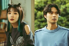 左から奈緒演じるアイカ、磯村勇斗演じるトモキ。