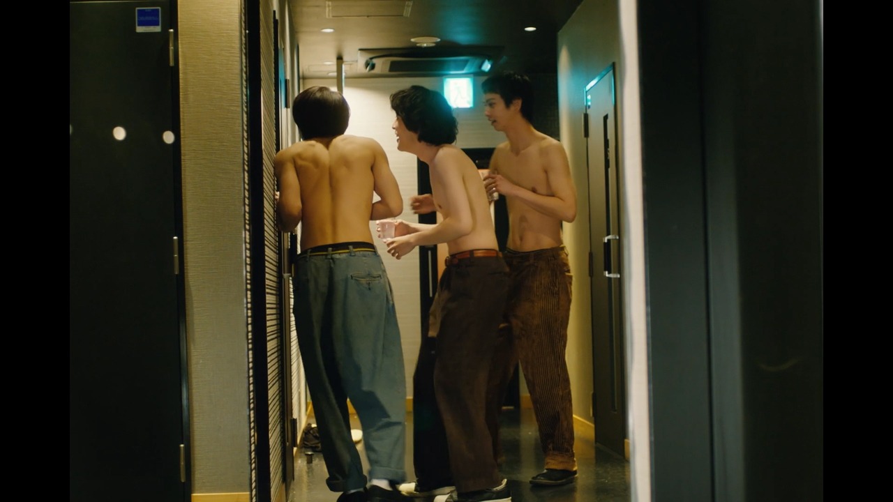 「明けまして、おめでたい人」場面写真