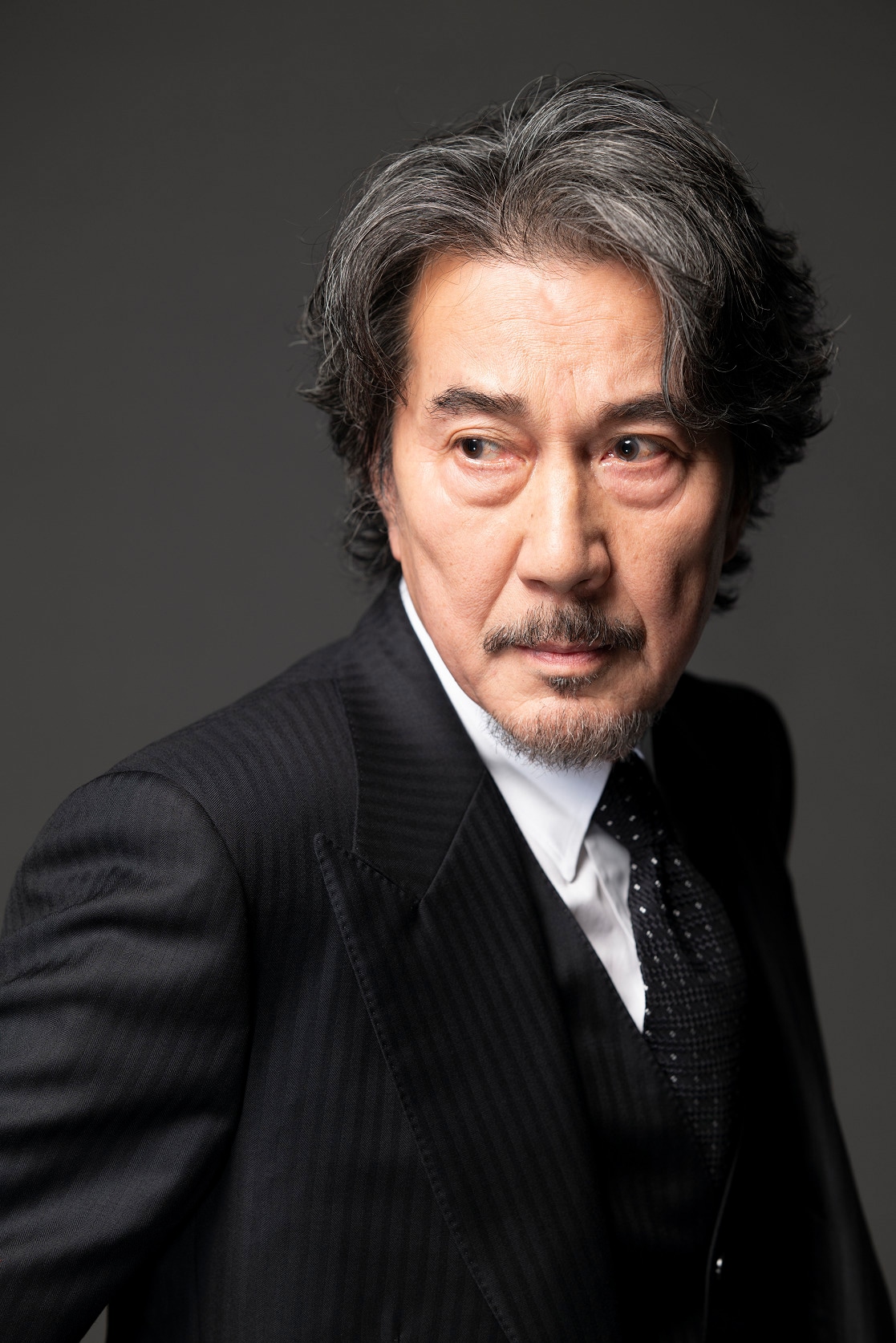 役所広司