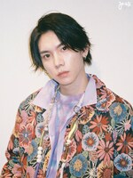 リュウ役のYU。