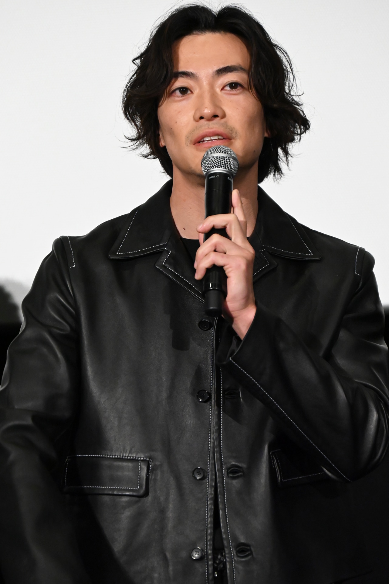 大東駿介