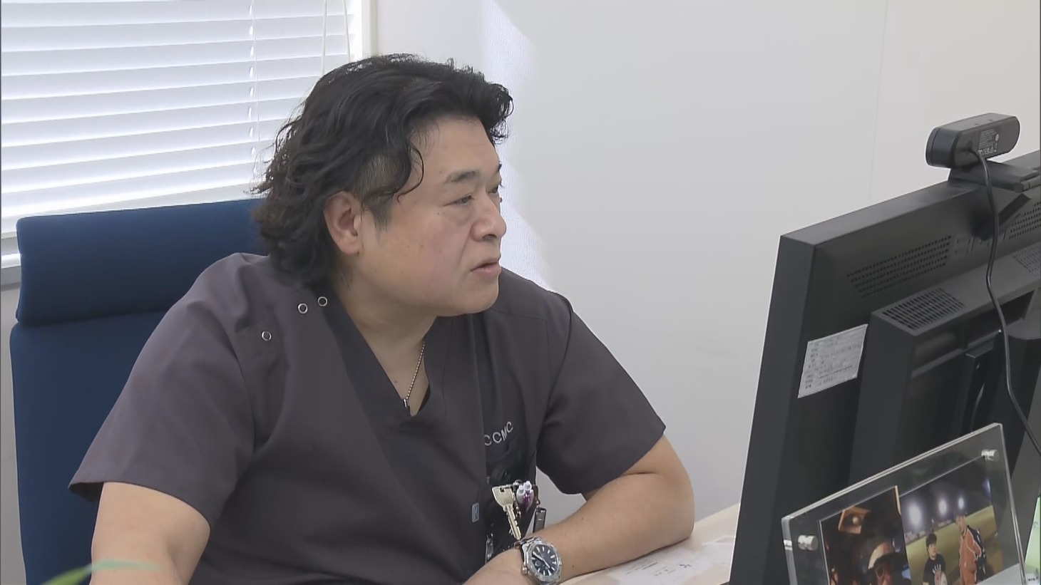 「ザ・ドキュメント 生かされた理由～京アニ事件の深層」より、上田敬博氏。