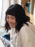臼井都を演じる河村花。