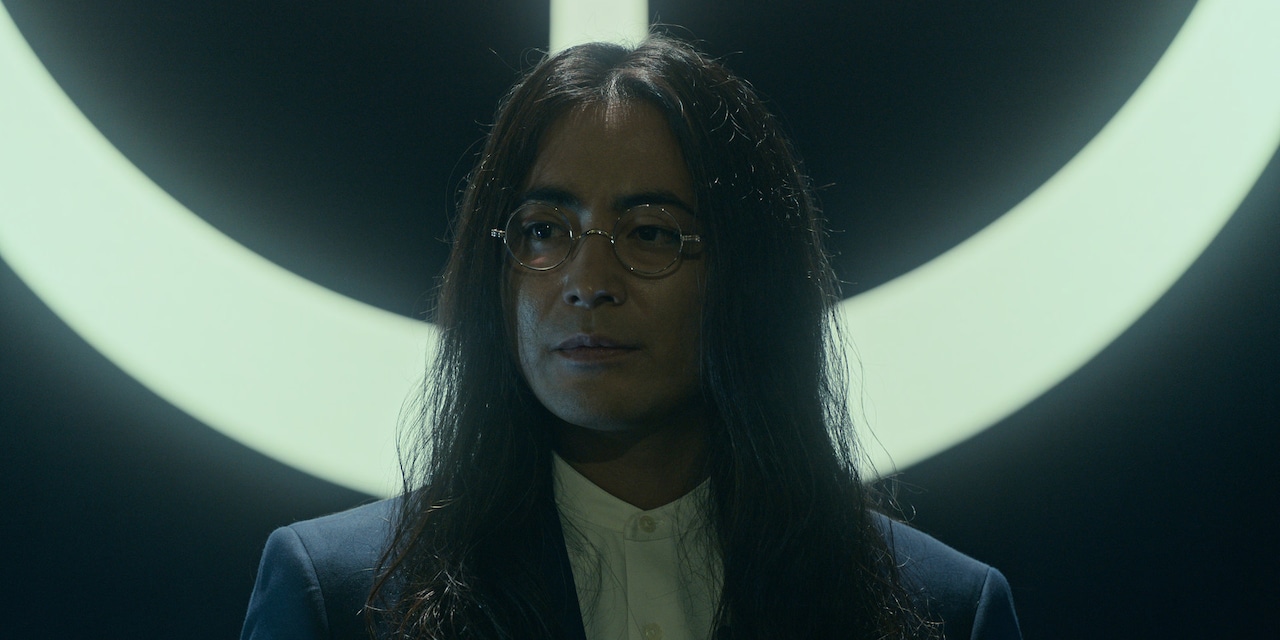 山田孝之演じる辻岡。