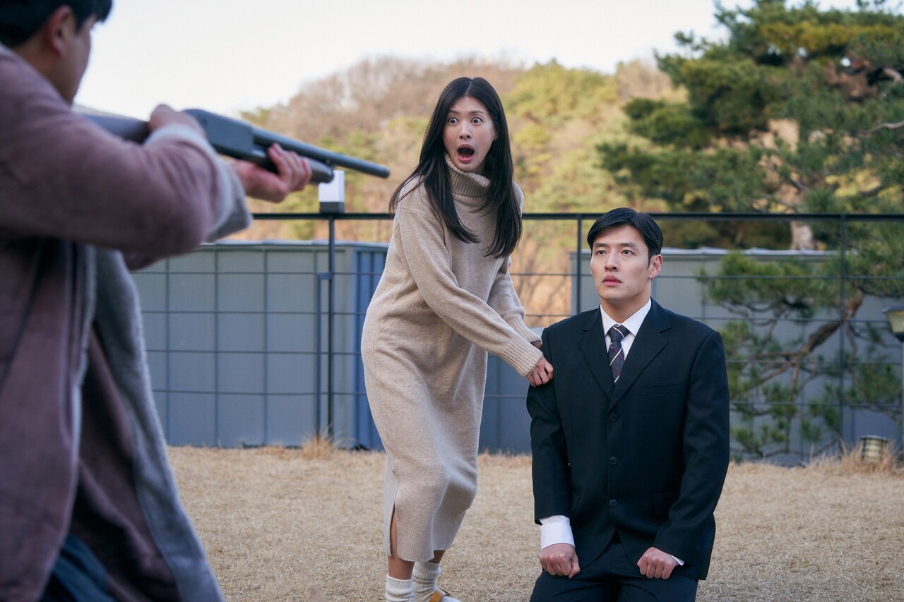 結婚大反対のパパが猟銃を向けてきて…韓国映画「ラブリセット」ピンチな新写真
