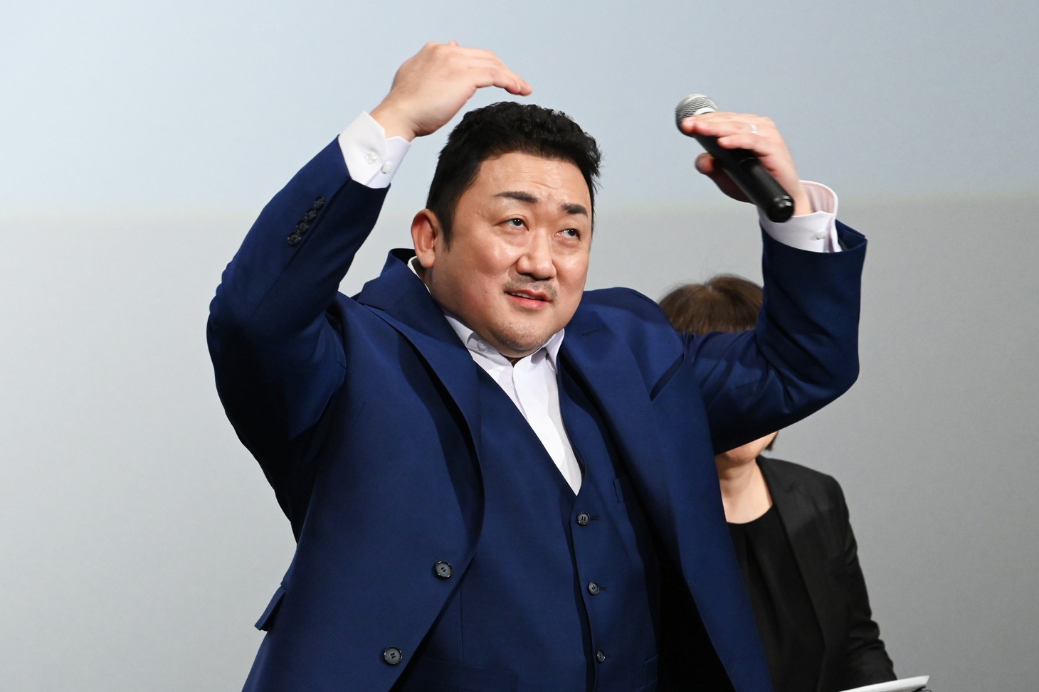 マ・ドンソク