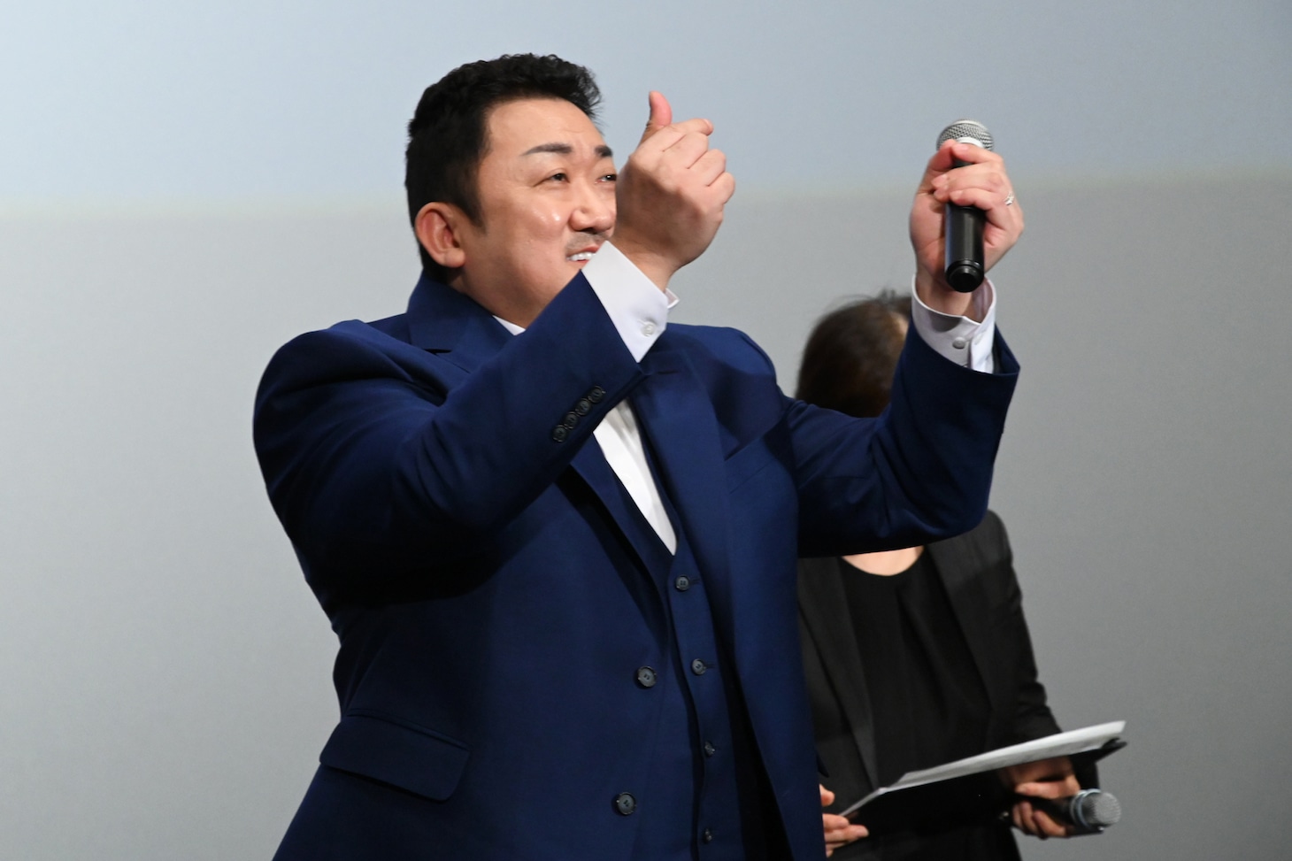 マ・ドンソク