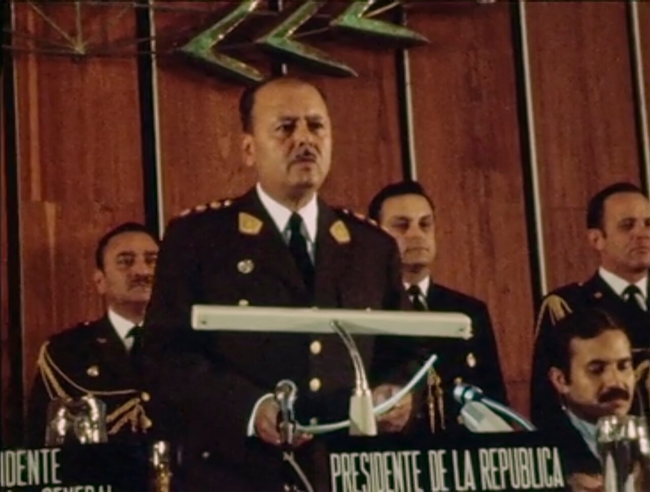 英雄か、悪党か…ペルー革命の痕跡をたどるドキュメンタリー「革命する大地」予告解禁